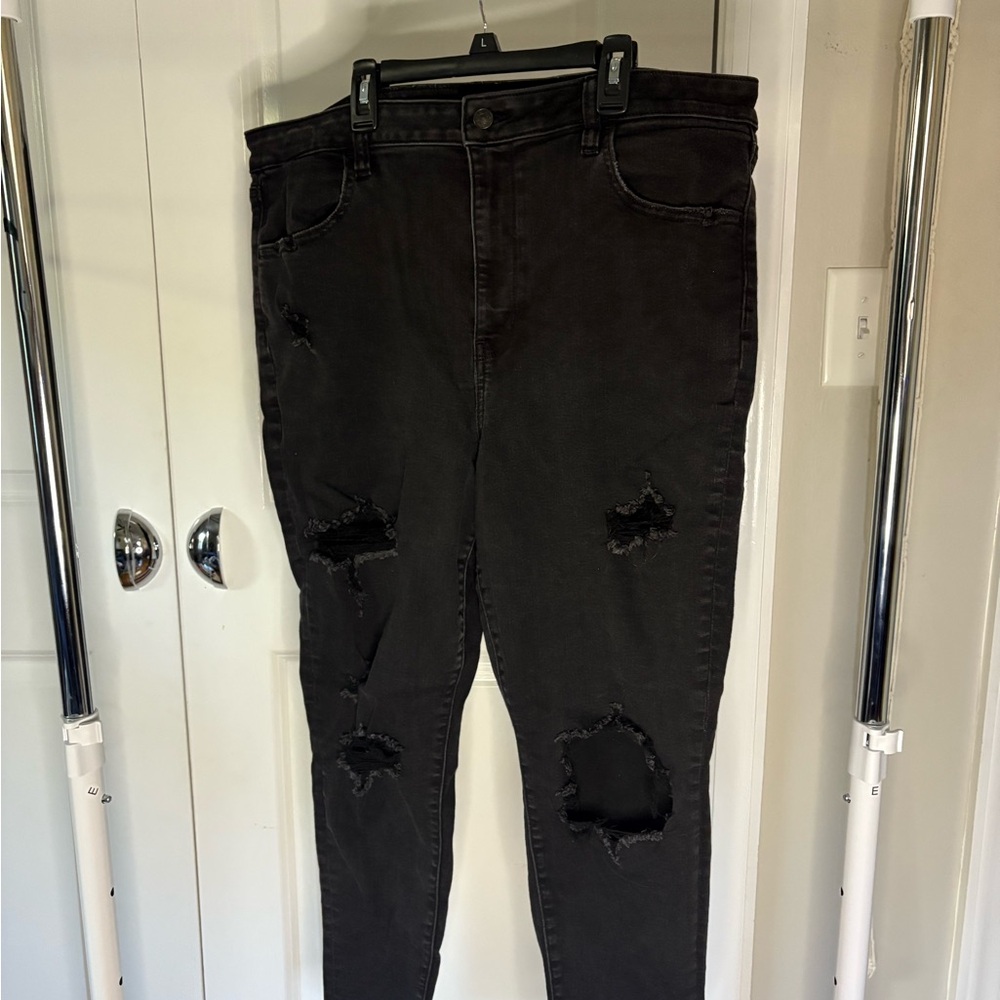 American Eagle Outfitters Black Distressed Skinny Jeans